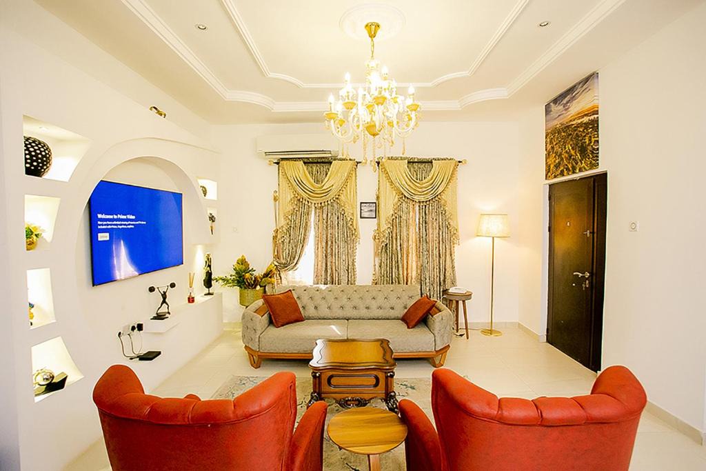 Ofin Apartment | Kiki's Home and Apartments