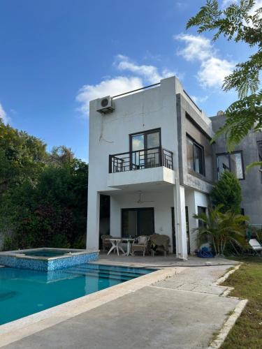 Mobarak City Villa | Kings Chillout Villa