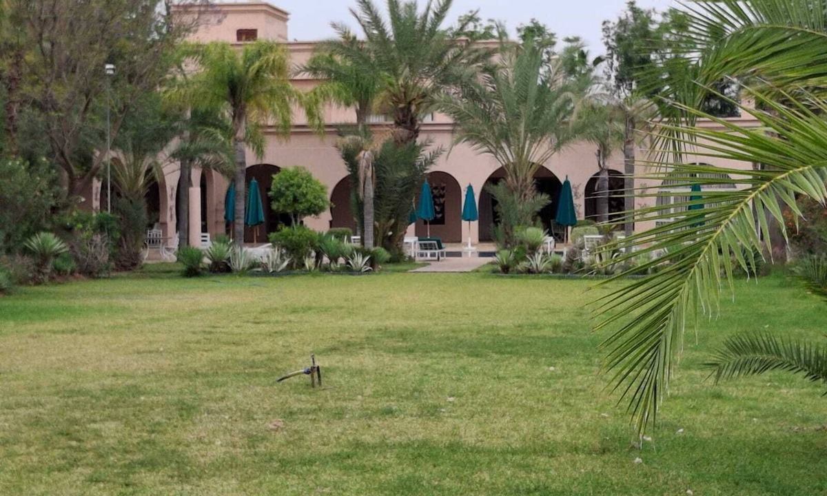 Hivernage Villa | Large luxury villa for large group events - close to town center