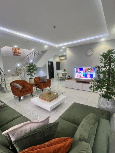 Ofin House | Lekki holiday shortlet
