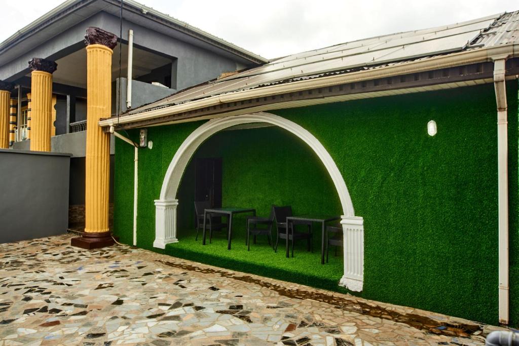 Ibadan Apartment | Lodgeselect