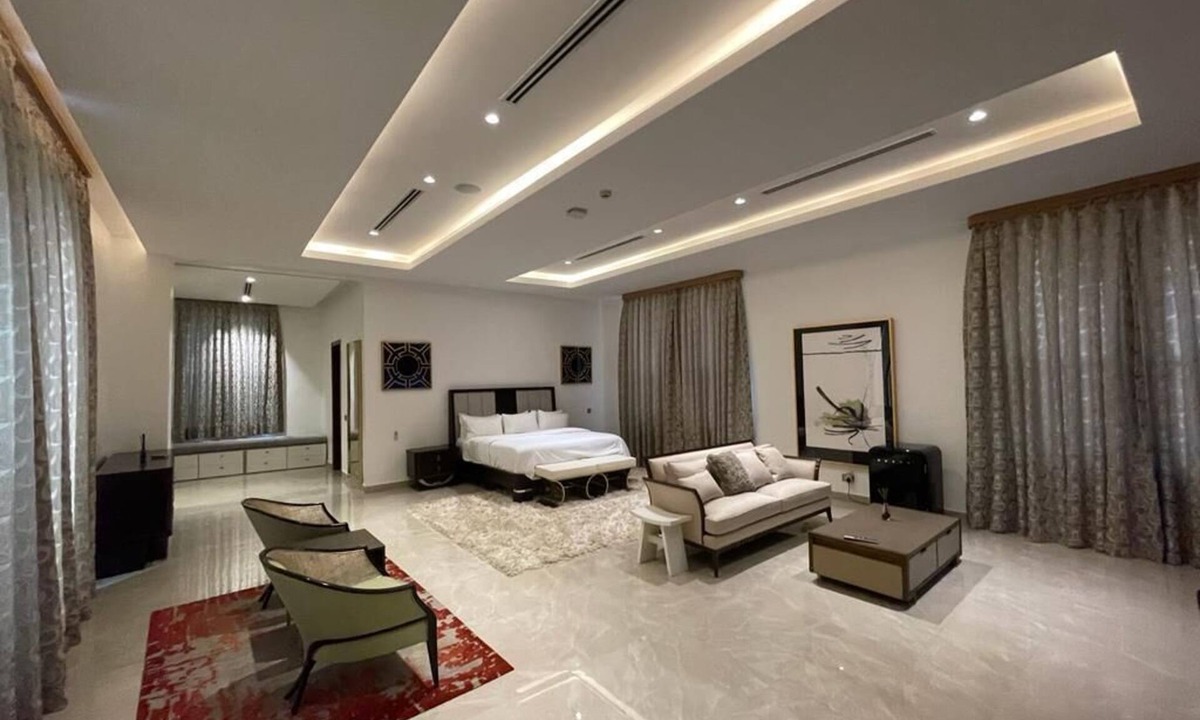 Ikoyi Apartment | Lush Penthouse w/ private rooftop Pool