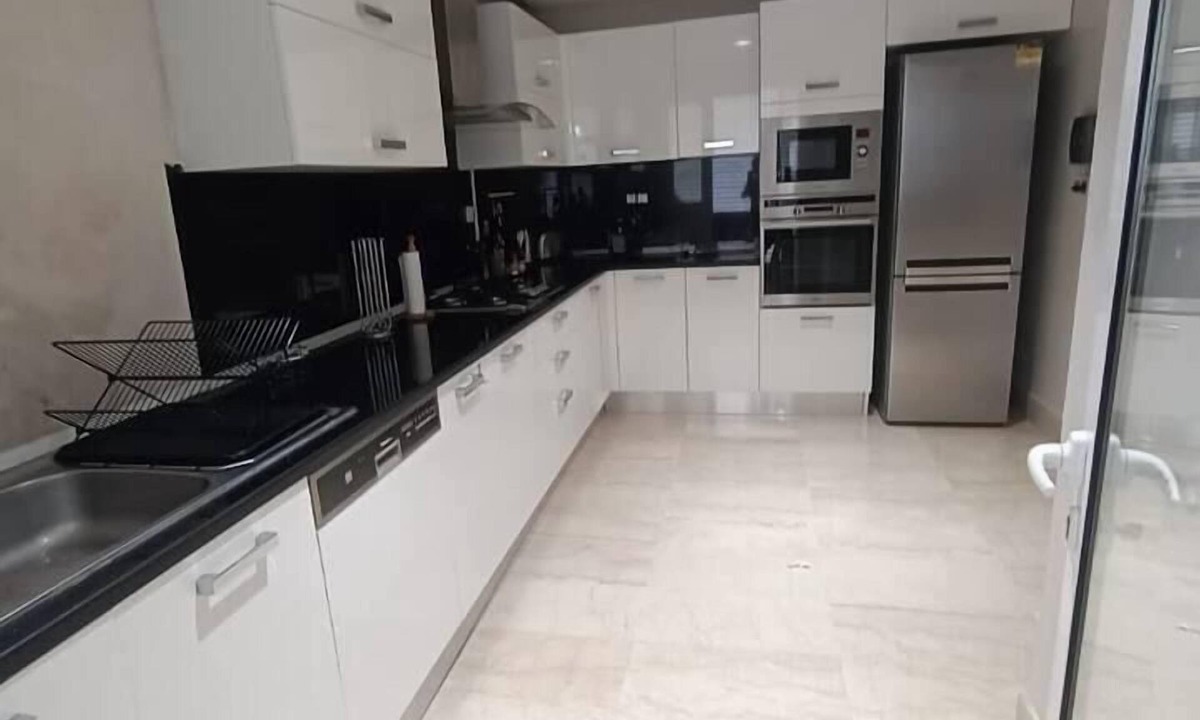 Sidi Daoud Apartment | Luxurious 2-Bed Apartment in Sidi Daoud, Marsa