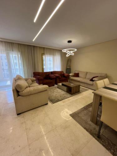 The 5th Settlement Apartment | Luxury 2BR Apartment near AUC & 90 Point Mall
