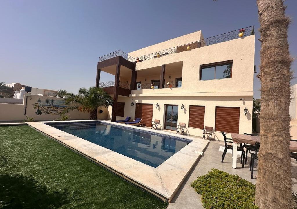 Sangho Villa | Luxury Sea View Villa with 2 Pools