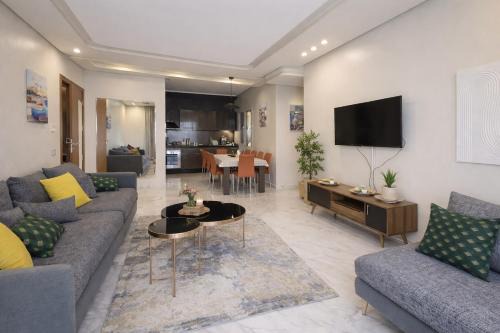 Agdal Apartment | Marrakech's Golden Triangle Riad Garden