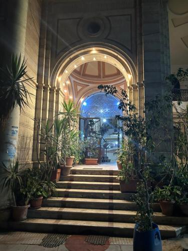 Ar-Raml 1 House | Nice luxurious stay in a modern flat with 3ACs, 3 Flat screen TVs, Free Wi-Fi large balcony in the heart of Alexandria