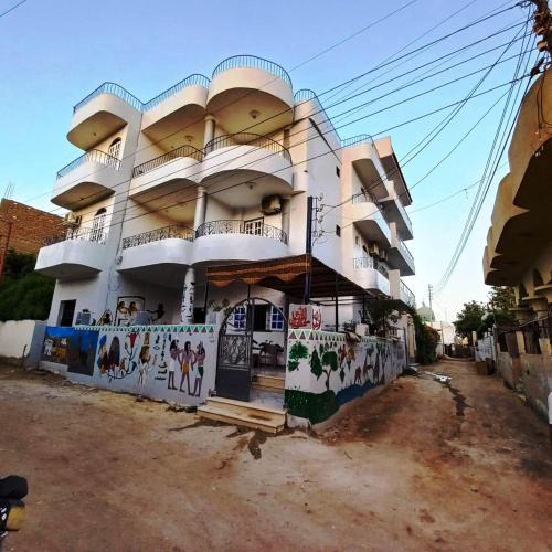 Luxor House | Pauline Guest House
