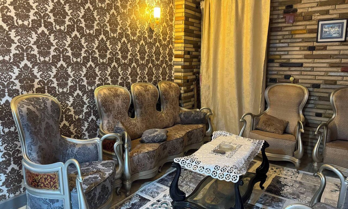 Giza Apartment | Pharaonic 2BR Apt Near Giza Pyramids GEM AC WiFi Balcony