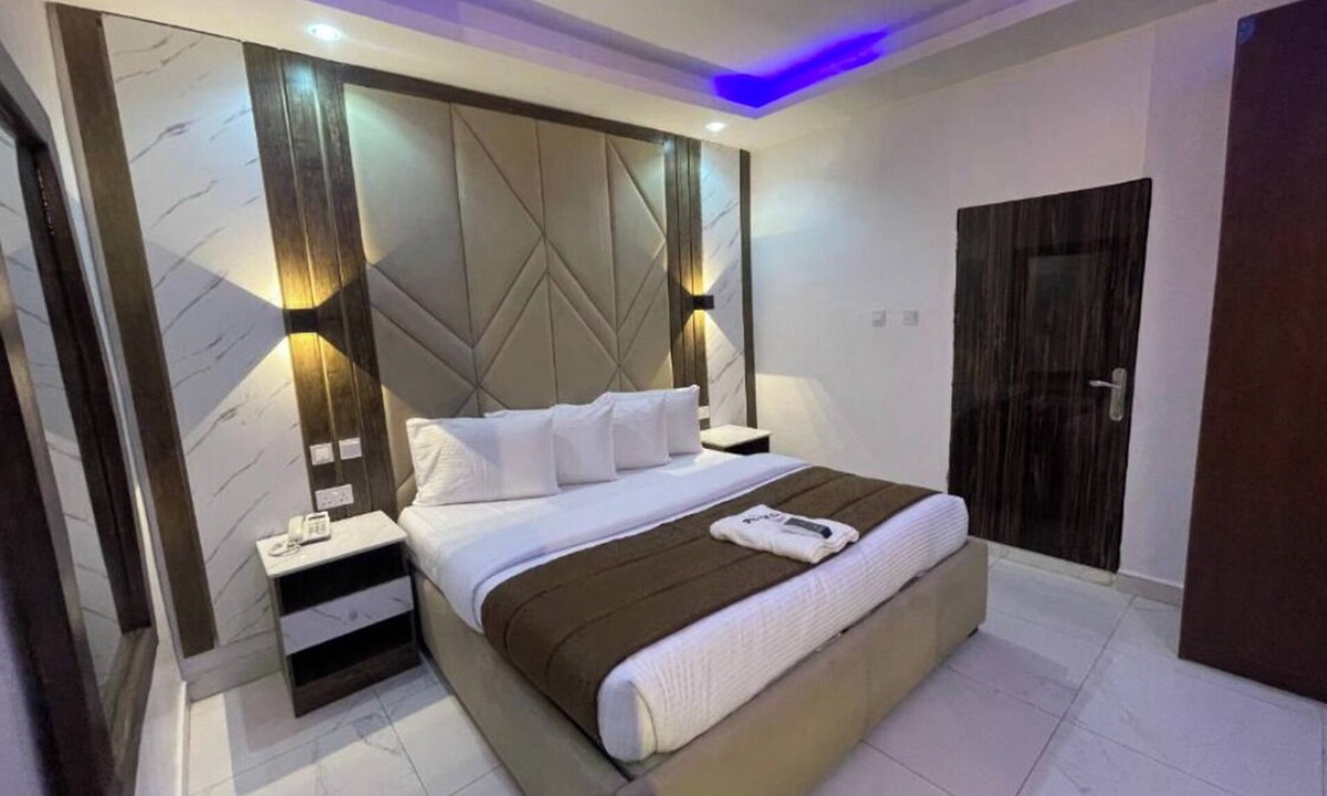 Ikeja Hotel | Presken Hotel Signature