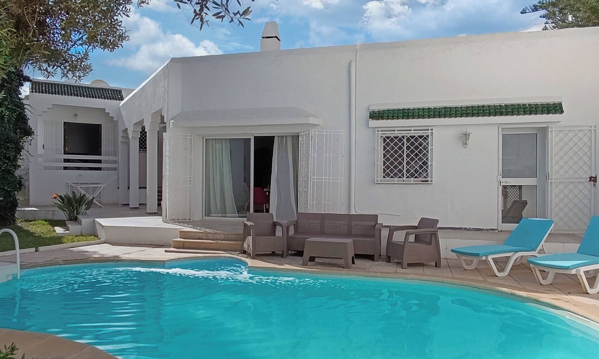 La Marsa Villa | Private Pool Villa La Soukra Tunis 5 Bedrooms