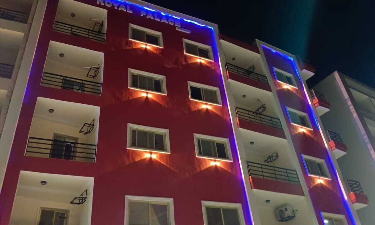 Al Mamsha El Seyahi Apartment | Royal Palace 304 Home