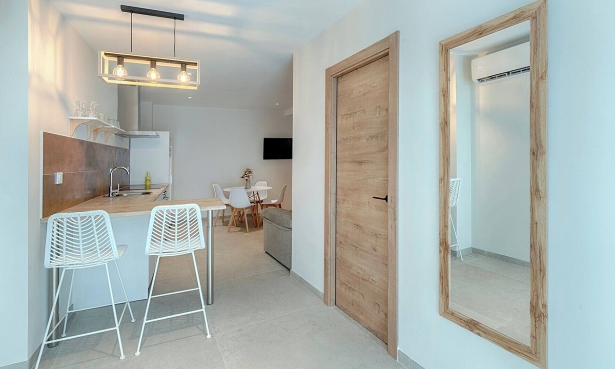 En Corts Apartment | Ruzafa´s Gate 3