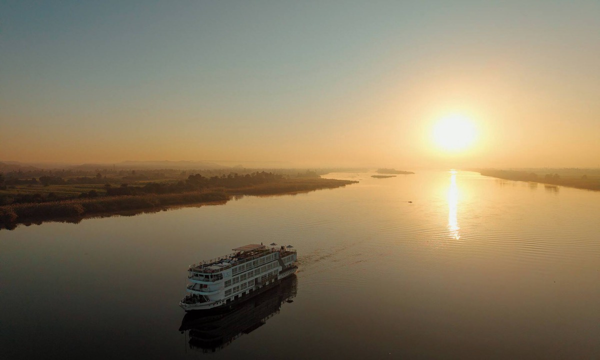 Nile River Luxor Boat Rental | Savoy Yacht -Exclusive Nile Cruise from Luxor to Aswan -24 guests