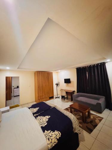Ofin Apartment | Sea-Point Homes