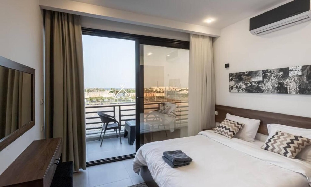 Village Road Hotel | sola inn hotel hurghada