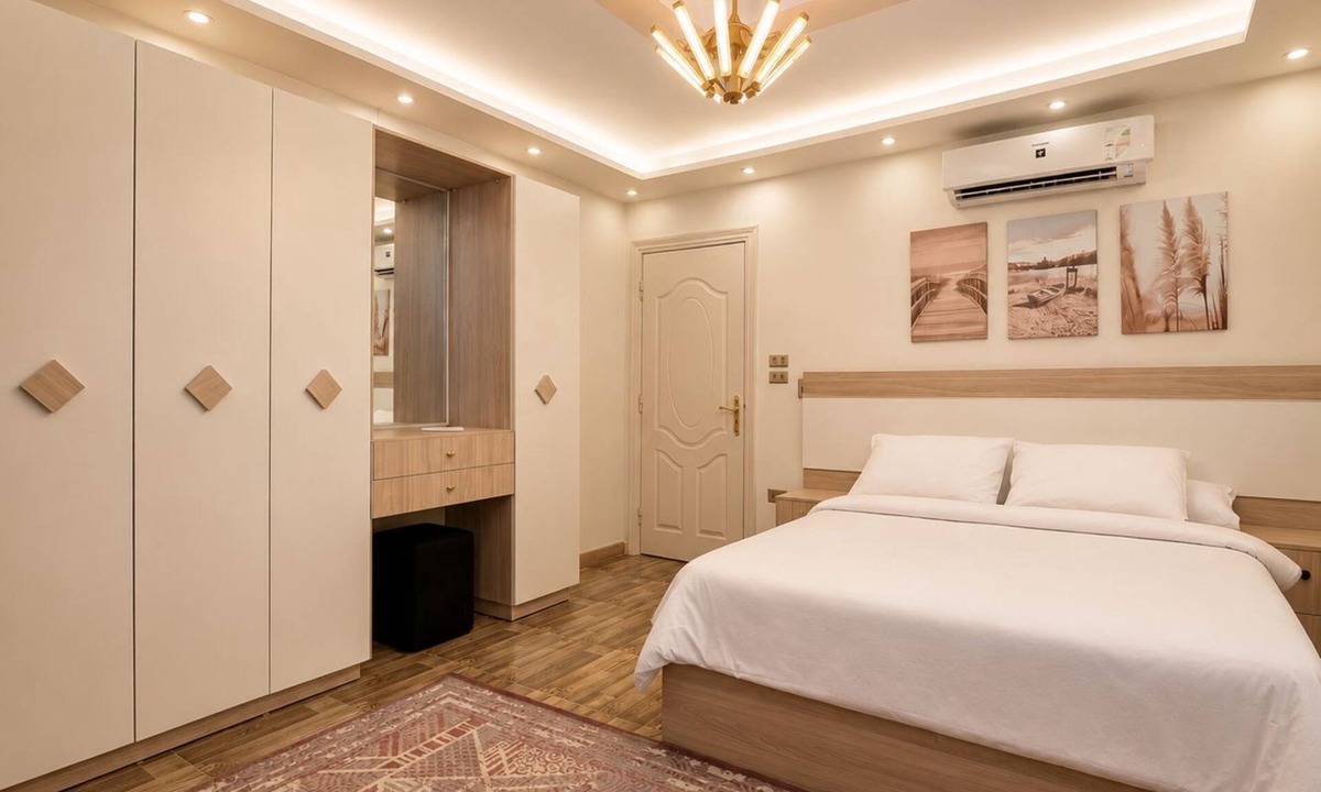Agouza Apartment | Spacious 3-bedroom apartment in beautiful Giza Governorate with AC