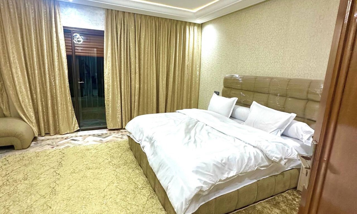 Menara House | Spacious 5-bedroom estate with AC in wonderful Marrakesh
