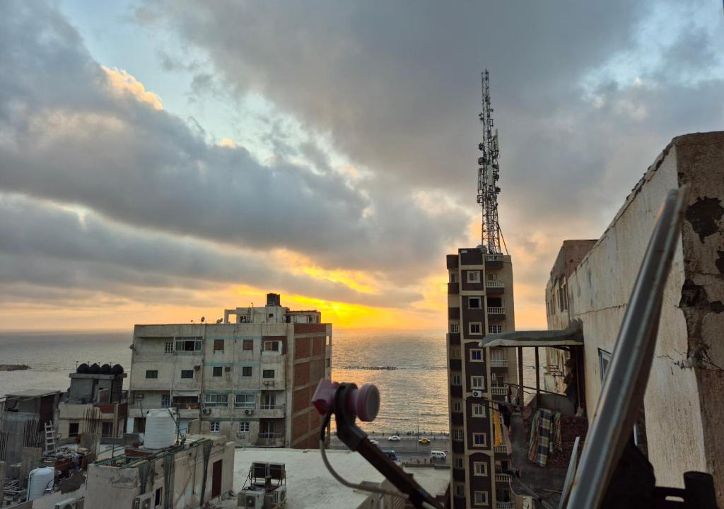 Al-Muntazah House | Sunset Sea View - FOR GIRLS ONLY