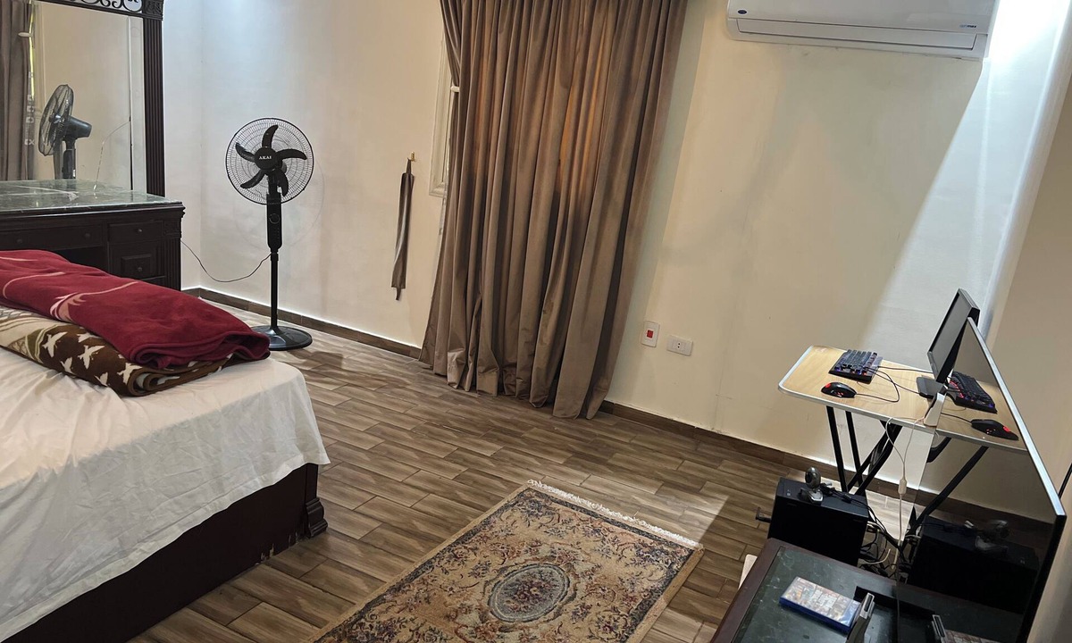 Al Haram Apartment | tBudget Room Next to Pyramids | Clean & Quiet