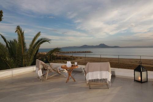 Amilcar Villa | The Breeze of Carthage Earthly Paradise