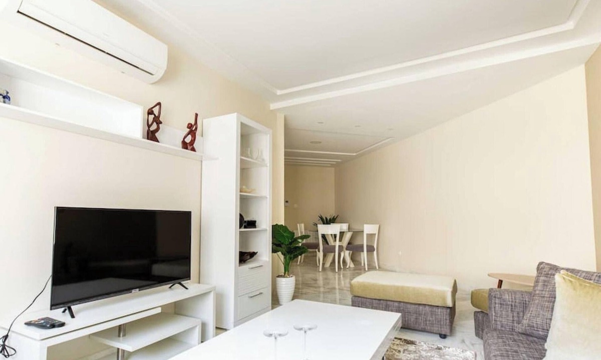 Les Berges Du Lac II Apartment | The Business Flat central fully equipped garage