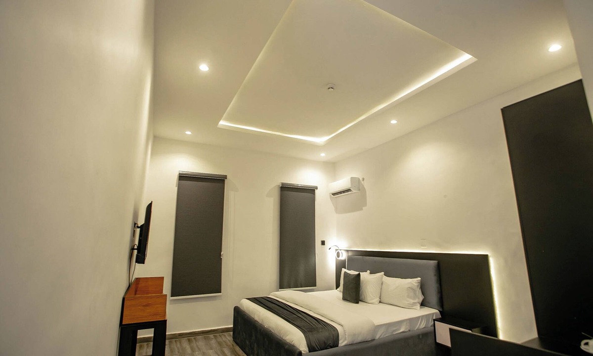 Ikeja Hotel | The Grid Residence