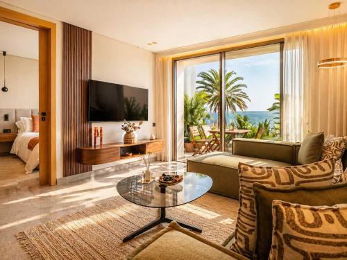 Ain Diab Apartment | The Stay of Dreams - Sea View and Pool Access