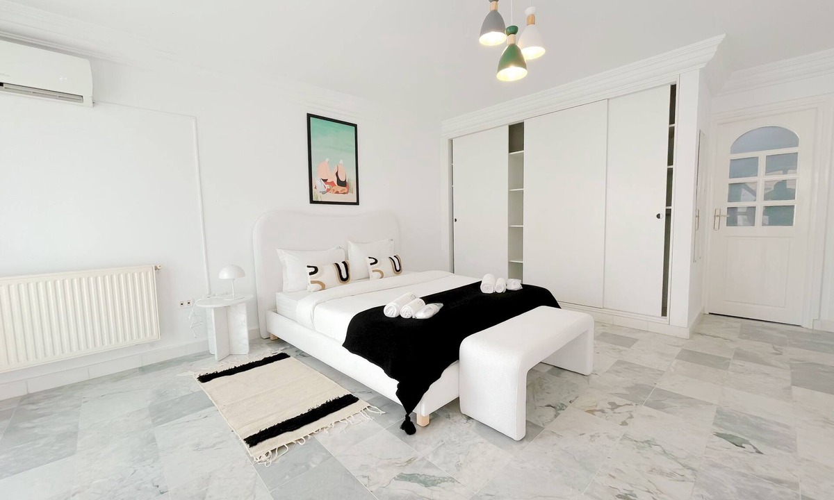 Amilcar Apartment | La petite maison: Charme en bord de mer
