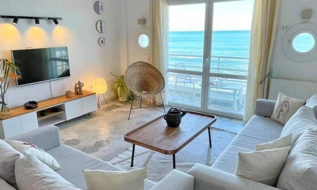 La Marsa Apartment | L'appartement Pied dans l'eau