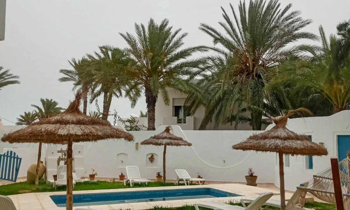 Mezraia Villa | VILLA "Yasmina" 500 meters from the BEACH- DJERBA Sidi Mehrez