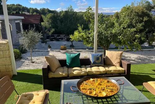 Chiva Villa | Villa Jazmín - Piscina - BBQ - Jardín - Chill out