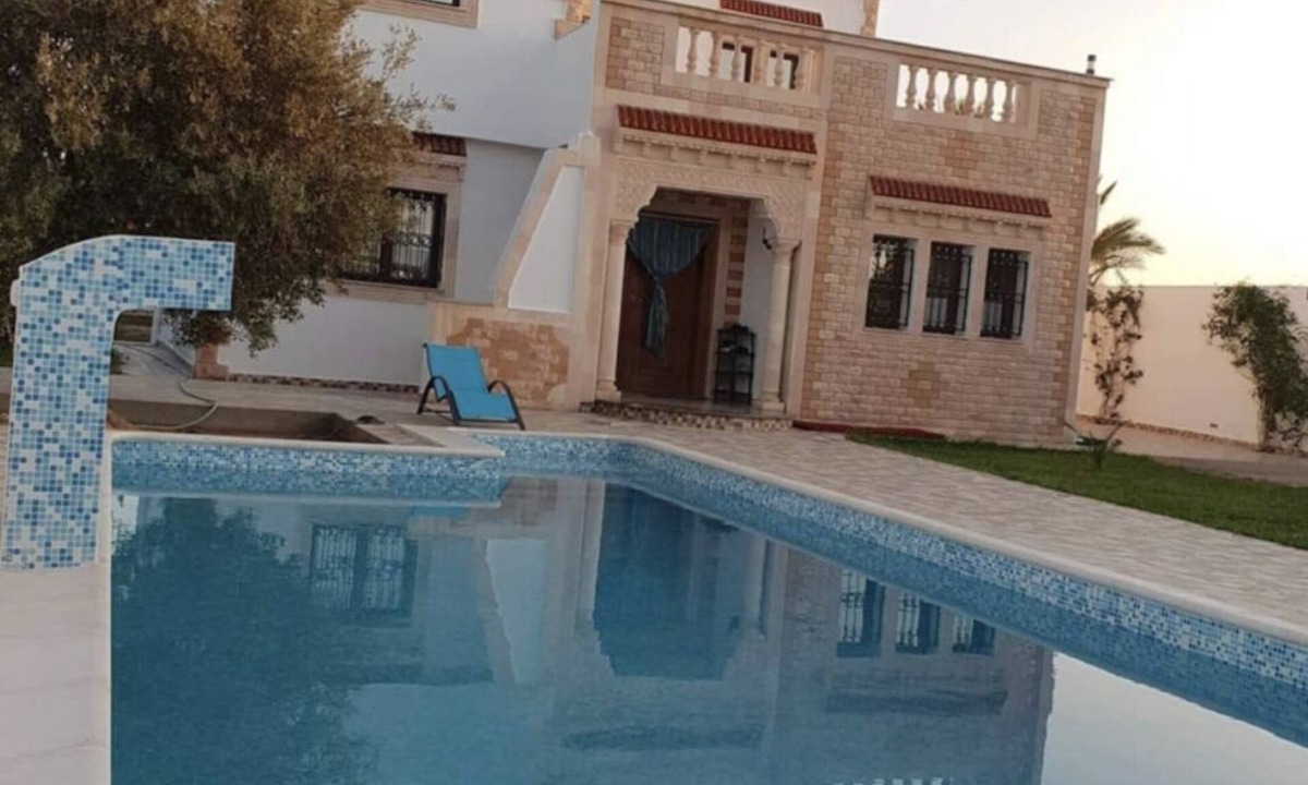 Djerba Midun Villa | Villa Romantique Avec Piscine à 5 min de la Plage
