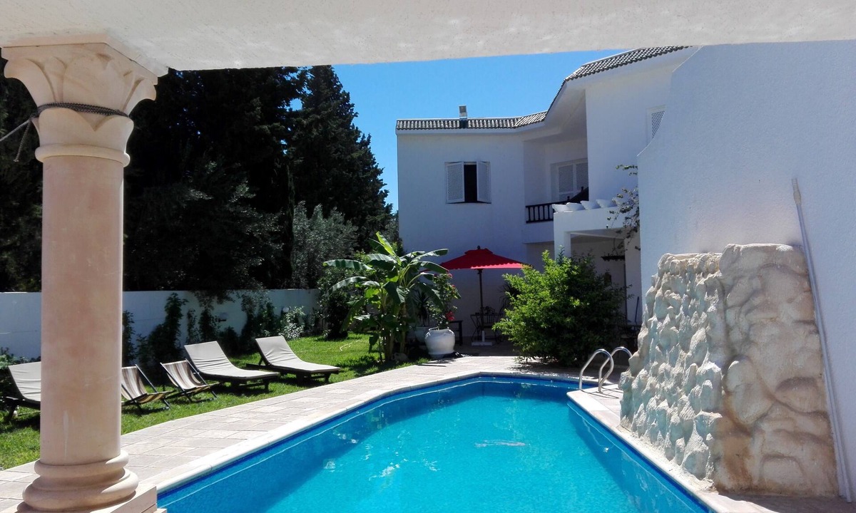 Hammamet Sud House | VILLA SINDBAD 5' A PIED DE LA PLAGE *PISCINE & JARDIN SANS AUCUN VIS A VIS *