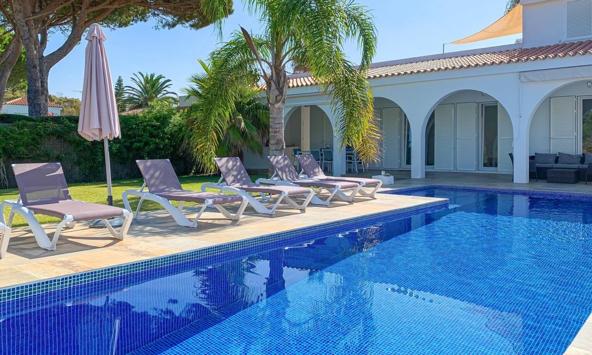 Conil de la Frontera House | Villa with private pool in Fuente del Gallo, very near to the beach, airconditioned - Villa Marko -