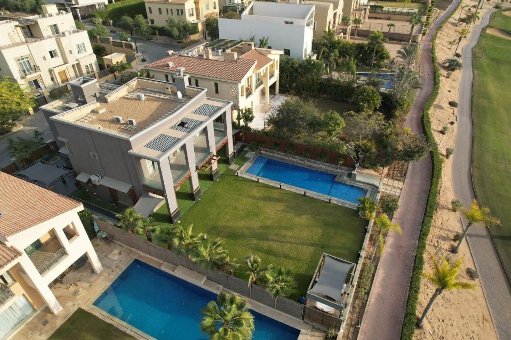 Sheikh Zayed City Apartment | villa with pool