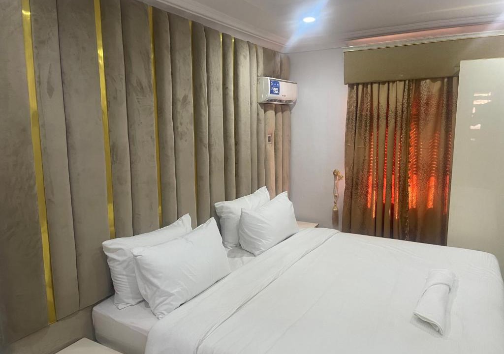 Ikeja Hotel | White Gold Hotel