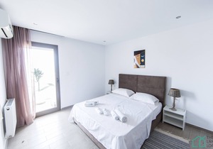 Brand new and Spacious 1bd with city view