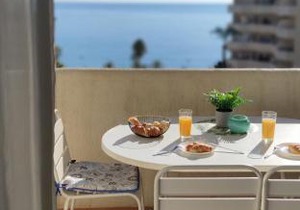 EL ESTUDIO DE LA PLAYA BENALBEACH Holidays Deluxe in Benalmádena