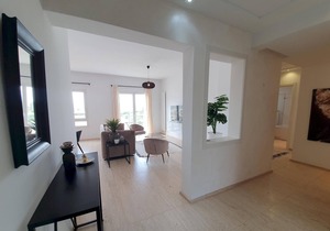 Prestige: Luxurious 120m2 next to UN offices Lac2
