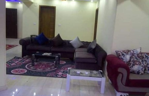 Al Duqqi Apartment | النيل