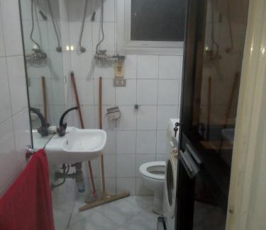 Al Duqqi Apartment | شقه مفروشه بالكامل بالدقى مكيفه غرفة نوم وصاله
