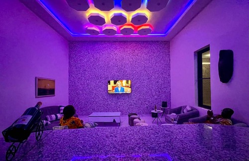 Elu Hotel | 100 m² Hotel ∙ 3 bedrooms ∙ 12 guests