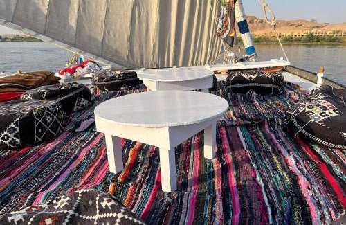 Aswan Boat Rental | 11 m² Houseboat ∙ 2 bedrooms ∙ 13 guests