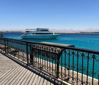 Sahl Hasheeh Villa | 450 m² Villa ∙ 4 bedrooms ∙ 10 guests