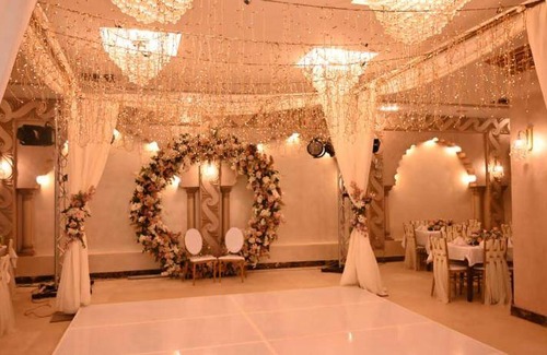 Al Duqqi Hotel | 50 m² Hotel ∙ 127 guests