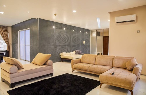 Ikoyi Apartment | 85 m² Apartment ∙ 3 bedrooms ∙ 6 guests