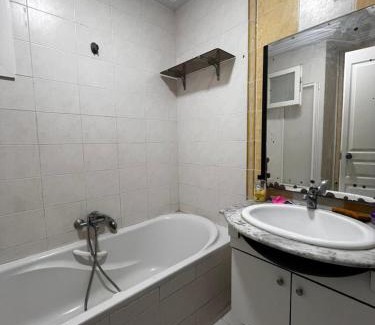El Aouina Apartment | Appartement Diar Sokra