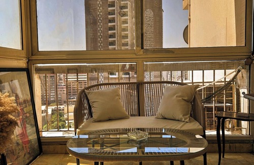 Al Duqqi Apartment | Central Apt with a Panoramic view over Cairo & Nile