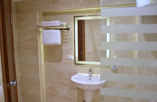 Giza Bed & Breakfast | Charming 6-bedroom bed & breakfast with WiFi, AC in lovely Giza Governorate